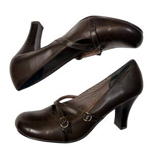 (Sold) Y2K Vintage Mudd Brown Mary Jane Block Heels